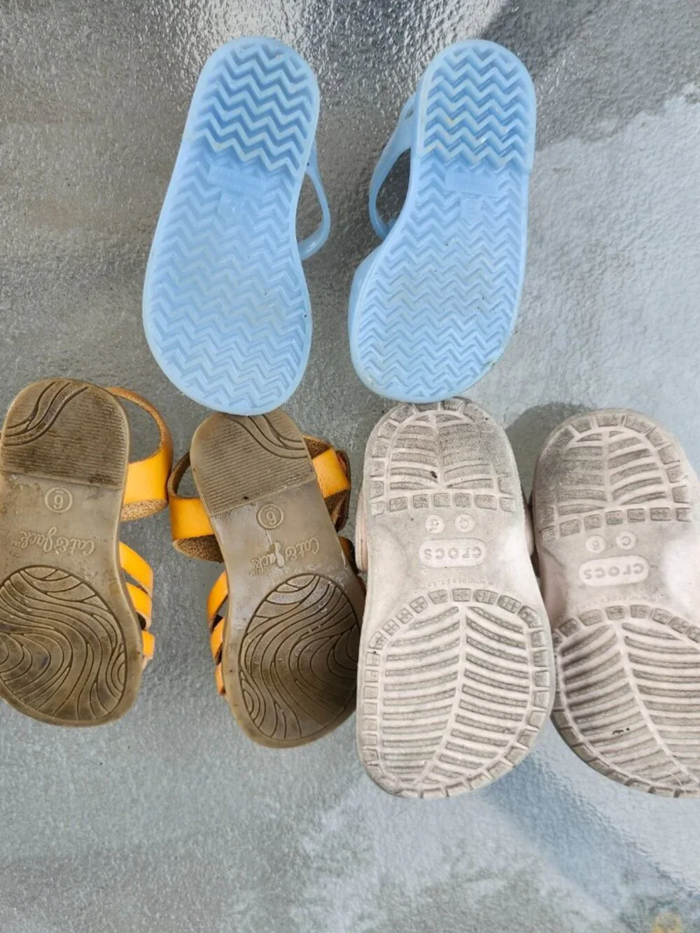 kid's summer shoes. 2 pairs size 6, blue one size 5